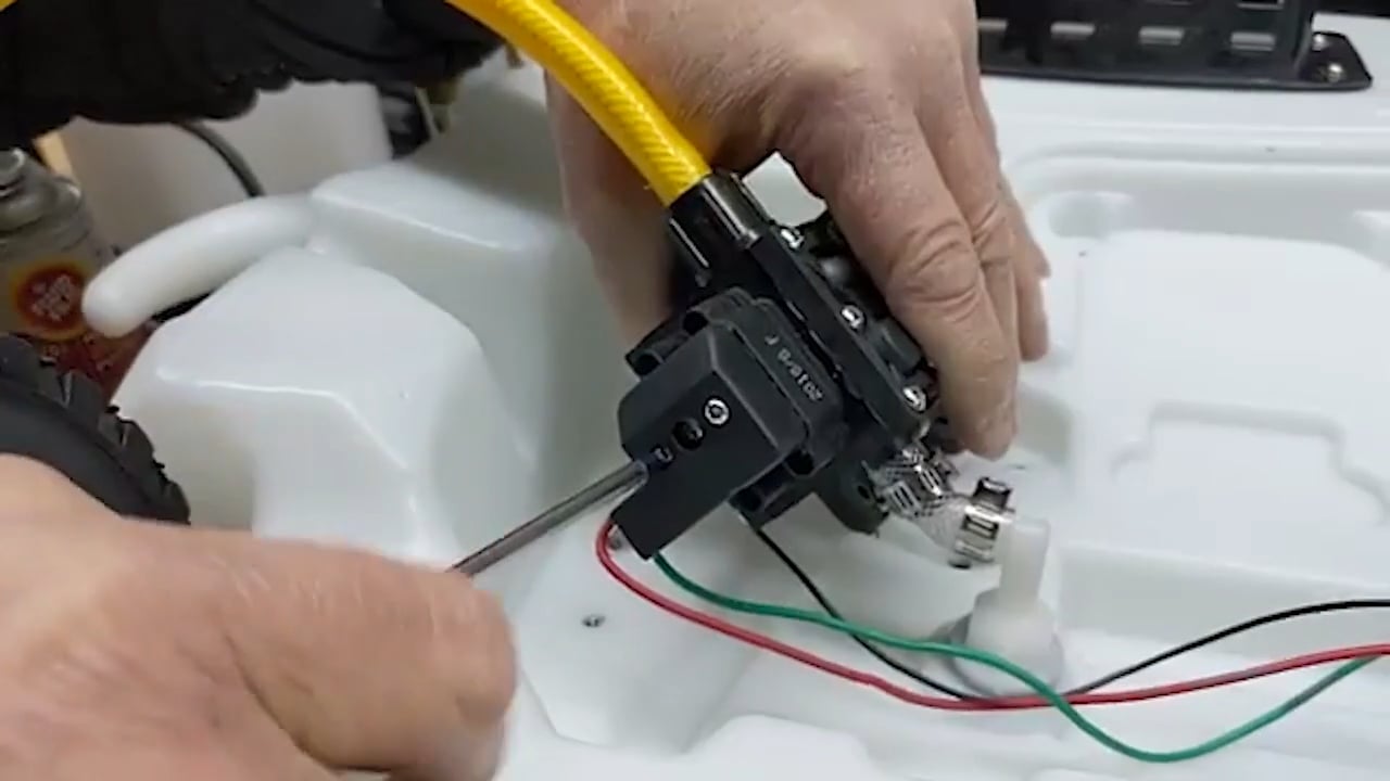 Testing the Pump Pressure Switch